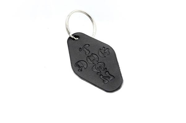 画像1: [DOGTOWN]-Leather Hotel Keychain- (1)