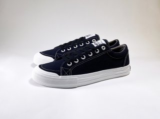 クルーシャル The Milky（ブラック×ブルーリム） SHOES (靴、サンダル) - CRUCIAL（クルーシャル）