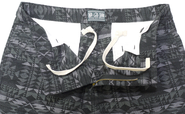 DxAxM　ハーフパンツ　ショーツ　ネイティブ　アメリカン　ジャガード　メンズ　ブランド　ストリート　ストライプ　半ズボン