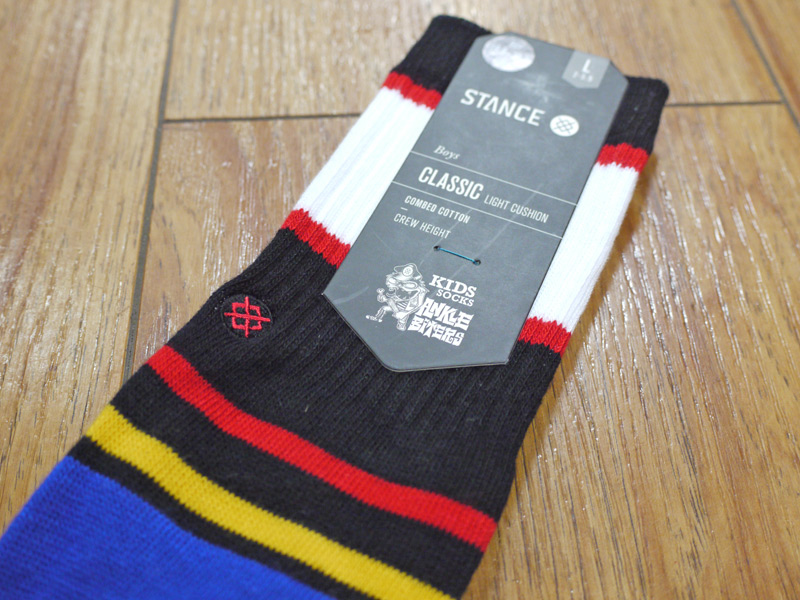 FADE OUT BOYS　STANCE SOCKS　スタンスソックス　キッズ　　可愛い  キャラクター　通販　取扱店　ホワイト　靴下　ファッション